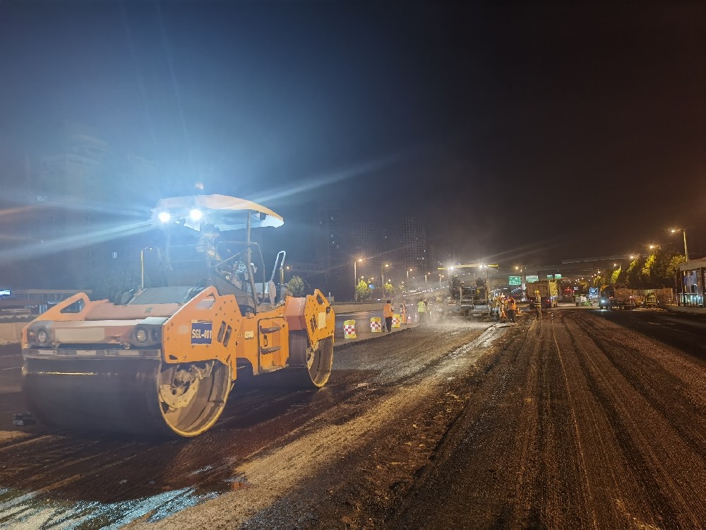 鄭州市政道路瀝青混凝土路面的特點