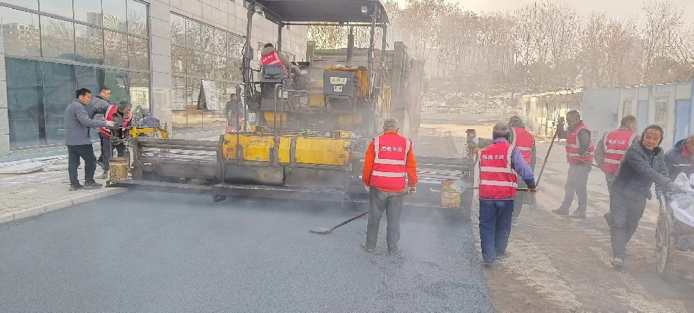 鄭州瀝青砼道路施工技術(shù)的優(yōu)點