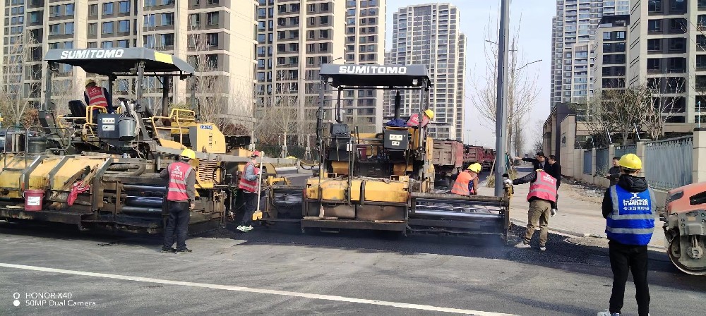 鄭州瀝青混凝土路面坑槽