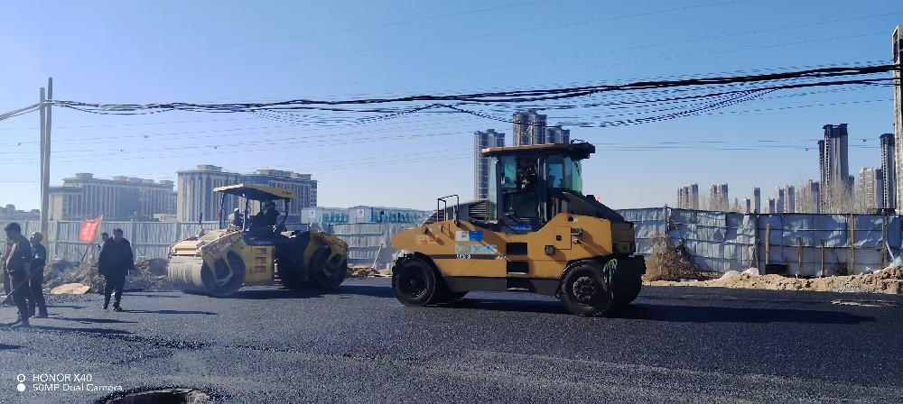 鄭州瀝青路面施工瀝青混凝土公路施工技術(shù)